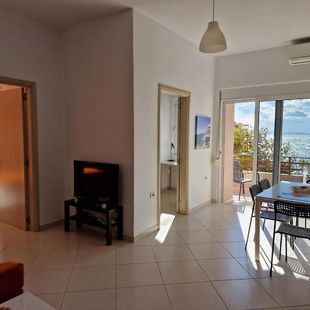 Orange Corner Apartment Sarandë エクステリア 写真