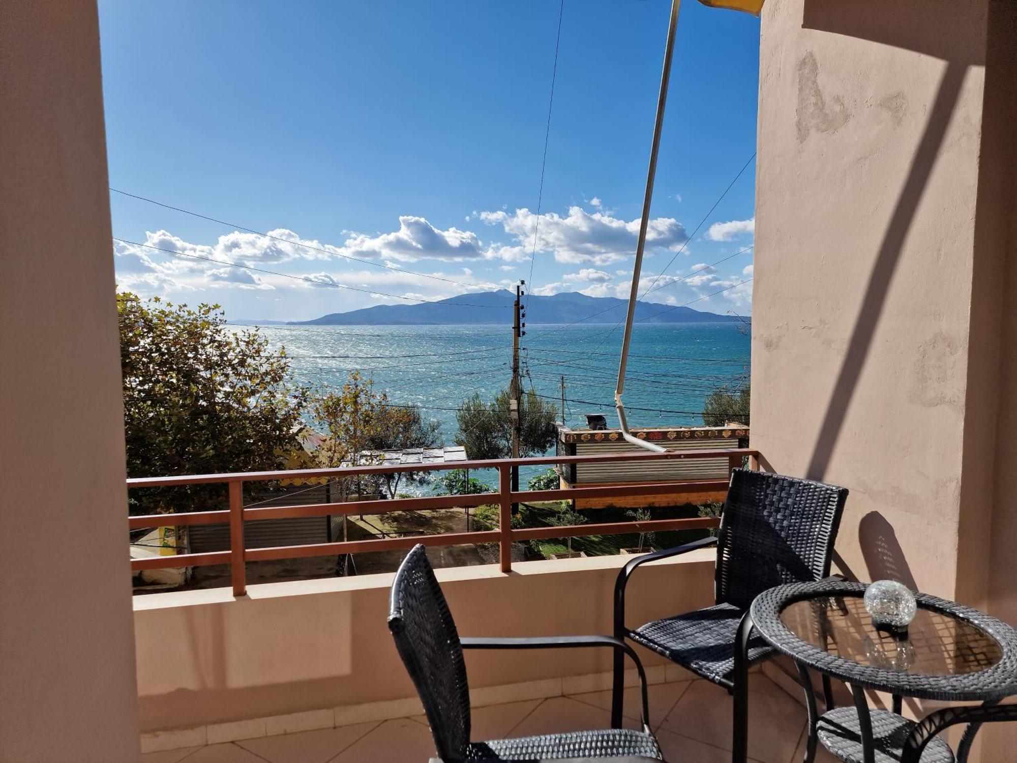 Orange Corner Apartment Sarandë エクステリア 写真