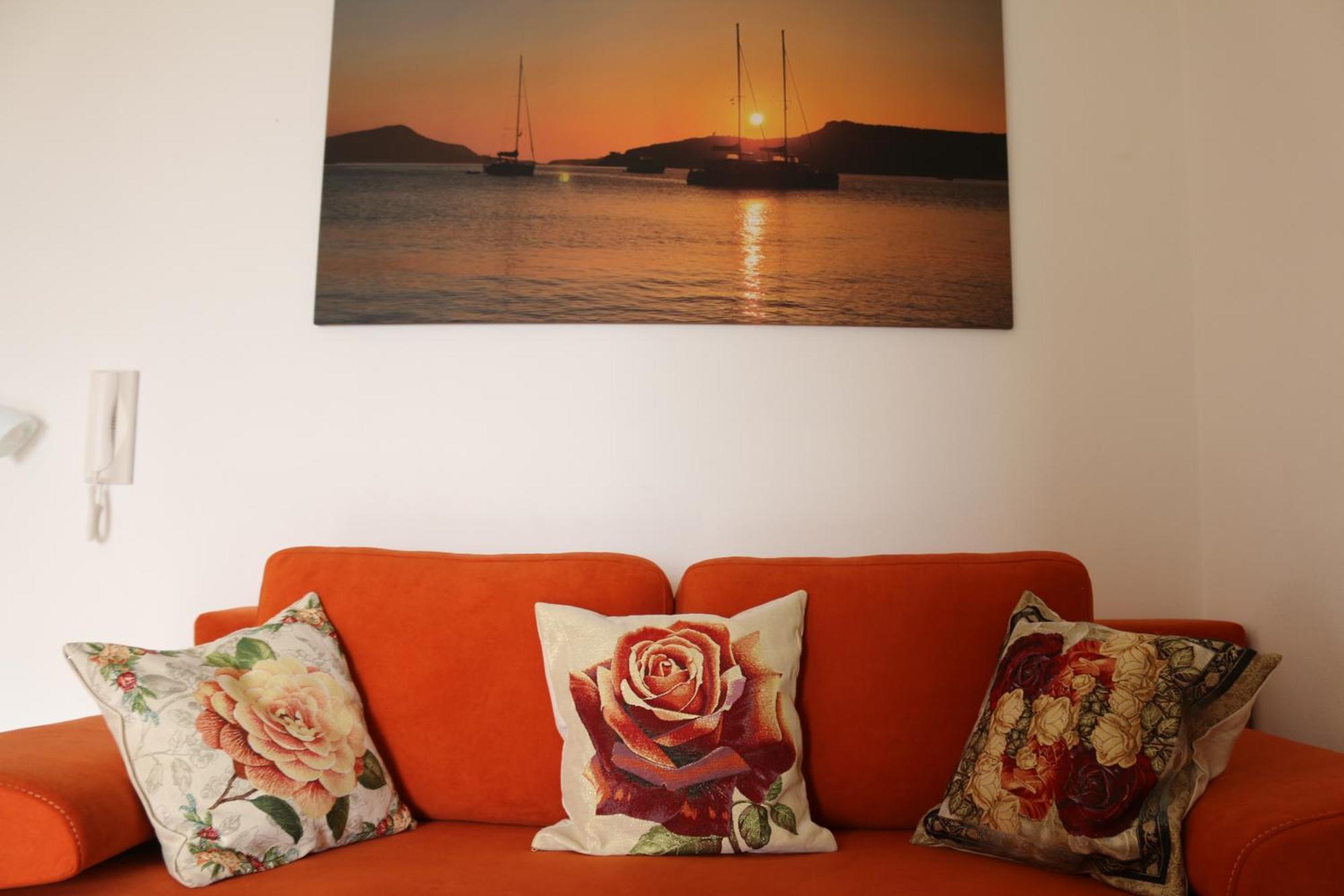Orange Corner Apartment Sarandë エクステリア 写真