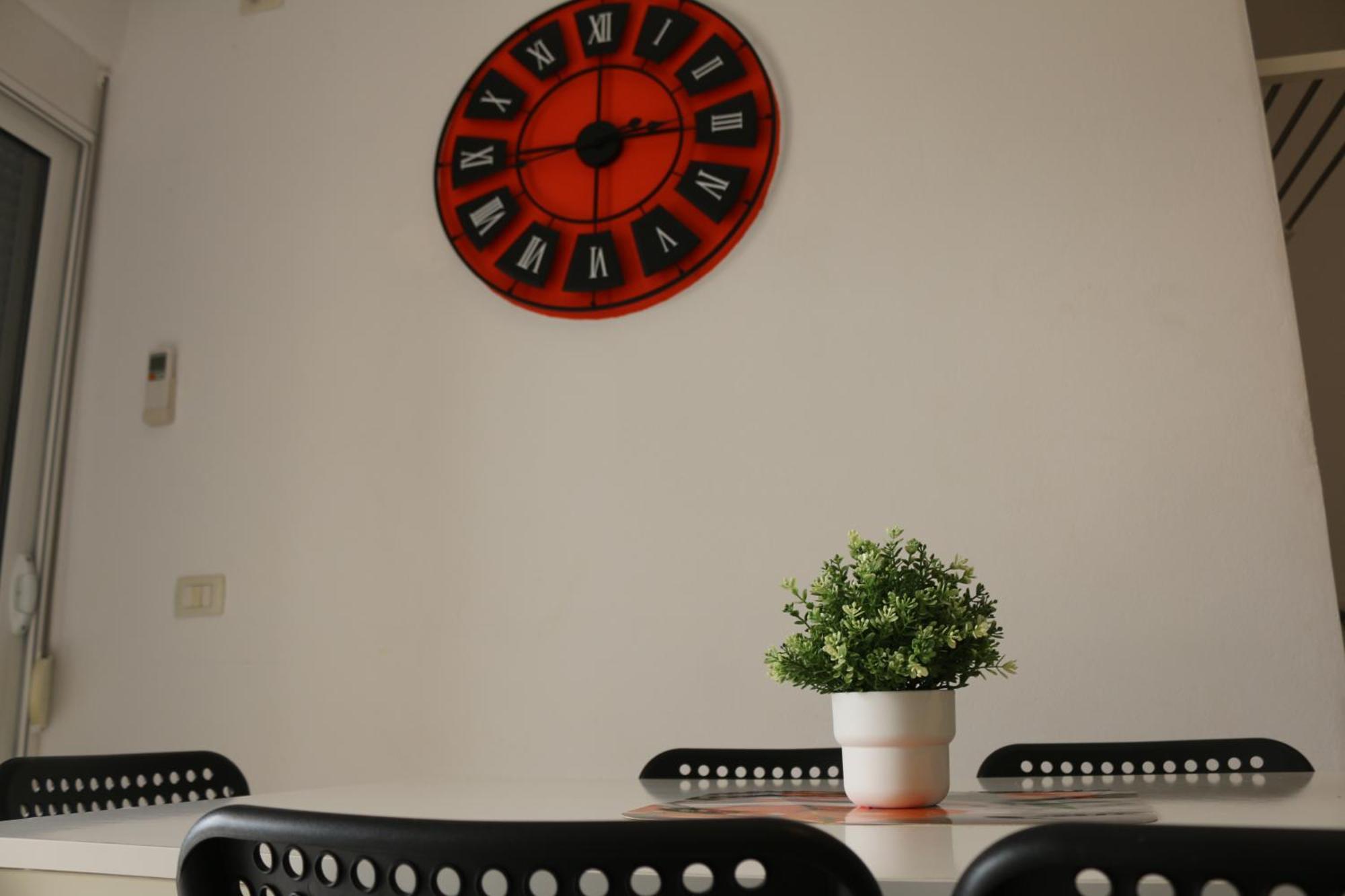 Orange Corner Apartment Sarandë エクステリア 写真